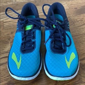 NYE SALE!! ONE DAY ONLY Brooks Pureflow 6